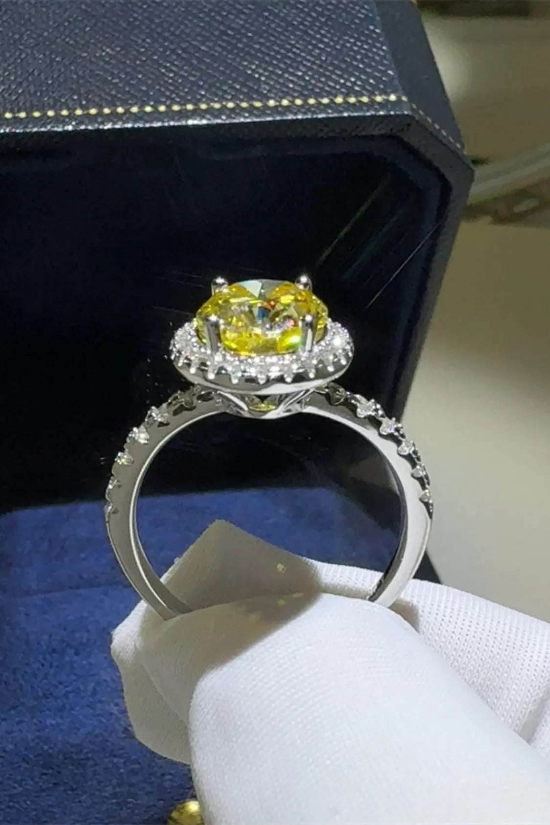 3 Carat Moissanite 925 Sterling Silver Ring - KADAUT